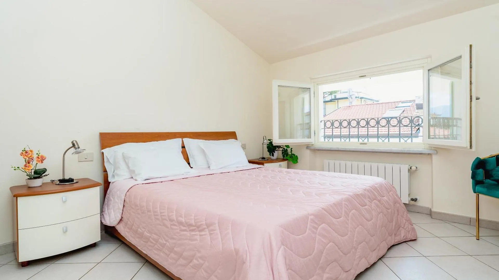Vacation Villa With 3 Separate Apartments And Private Parking Marina di Pietrasanta