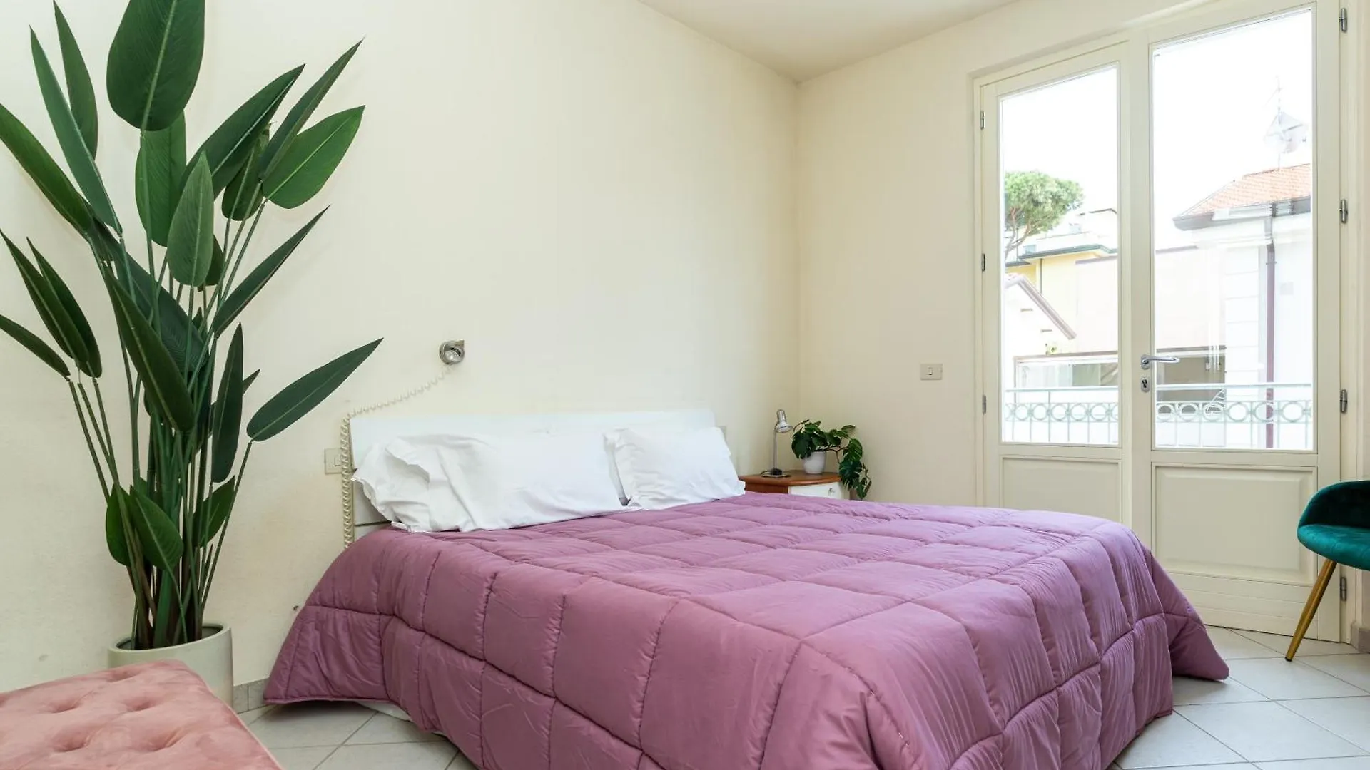 Vacation Villa With 3 Separate Apartments And Private Parking Marina di Pietrasanta