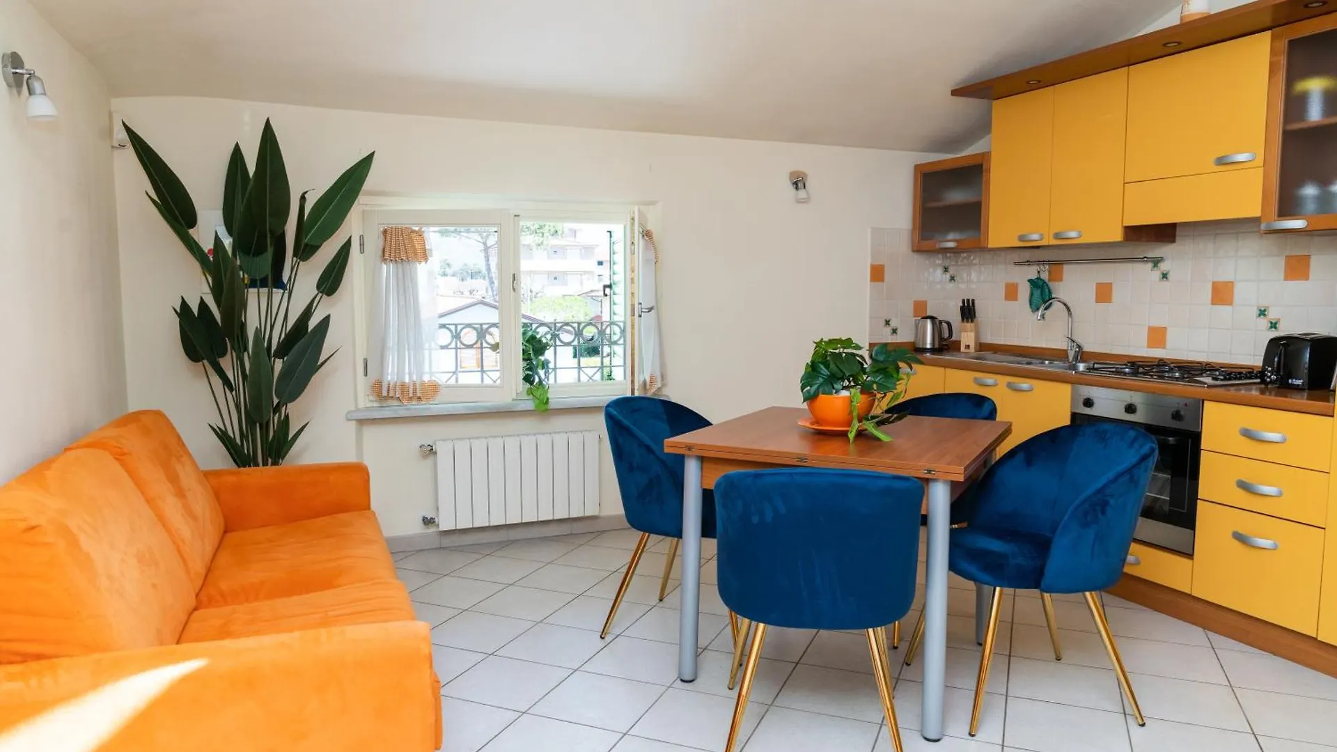 Vacation Villa With 3 Separate Apartments And Private Parking Marina di Pietrasanta 0*,  Italy