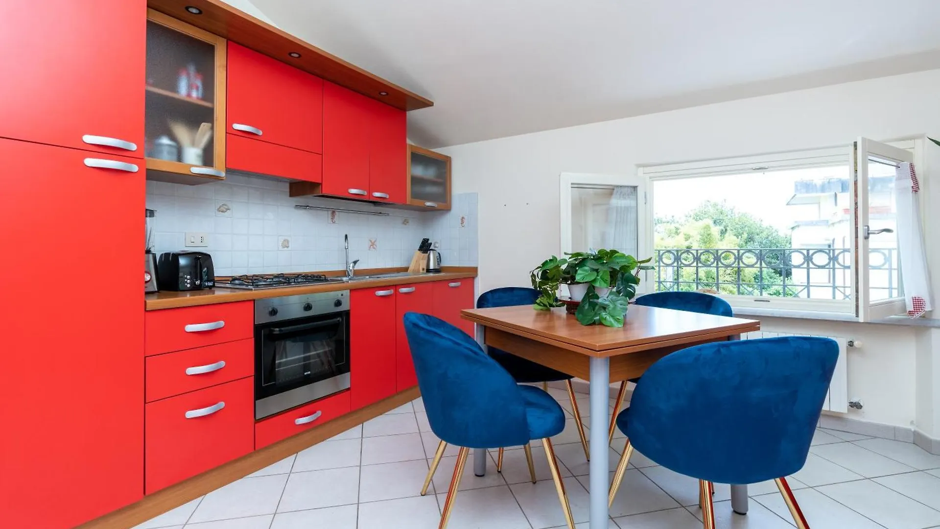 Vacation Villa With 3 Separate Apartments And Private Parking Marina di Pietrasanta