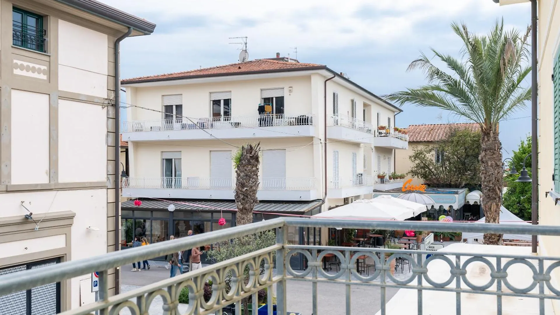 Vacation Villa With 3 Separate Apartments And Private Parking Marina di Pietrasanta