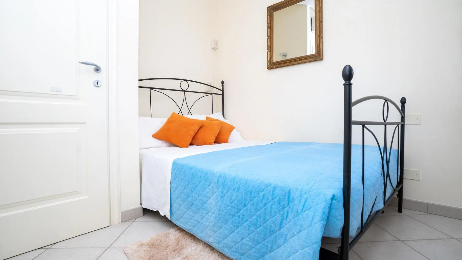 Vacation Villa With 3 Separate Apartments And Private Parking Marina di Pietrasanta 0*,