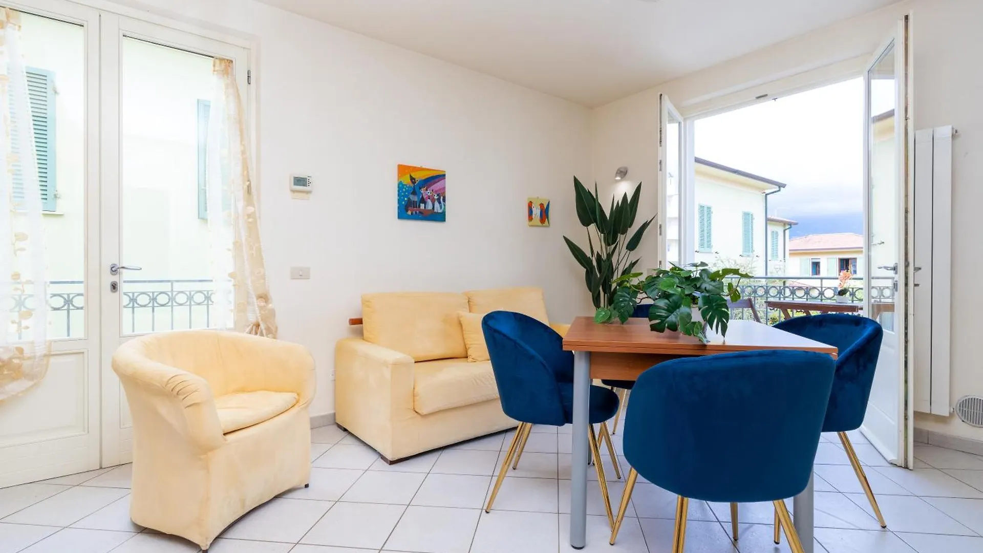 Vacation Villa With 3 Separate Apartments And Private Parking Marina di Pietrasanta